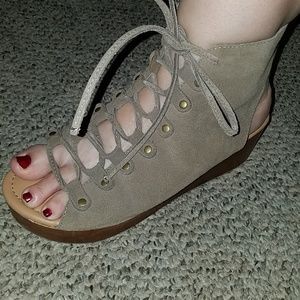 Suede platform sandals